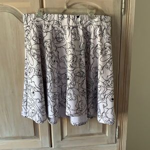 Torrid Disney Snow White Seven Dwarfs Size 2